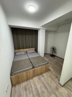 Просторная Студия Отель - Bischkek - 3