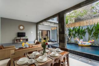 Taman Bali Villa Kerobokan 2 - 0