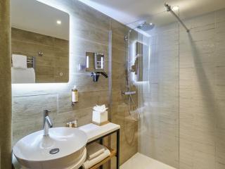 Mercure Avignon TGV Hotel & Spa - 2