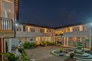 The Empyrean Airport Transit Hotel - 7