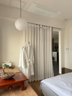 YeoulHyang, and Dam - 1