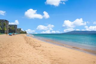 Kaanapali Shores 942 · KS 942 Spacious Top Floor Studio w Ocean - 1