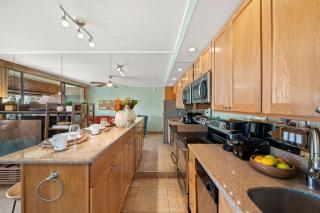 Kuleana 321 · KU 321 Spectacular Ocean Views - 4