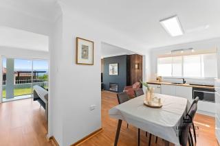 Executive family house w/ 5BR - 1