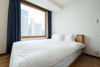 Tomo no Kyo 603- 2-Min Walk to Kuromon Market - Family Suite with 2 Bedrooms - 2 Toilets & 1 Bathroom - Heated Living Room Floor - Near Dotonbori - 8