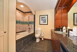 Kaanapali Royal D302 · KRL D302 Updated Kaanapali 2BD on Golf Co - 3