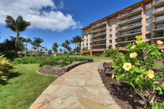 Honua Kai 322 · HK 322 Luxurious Kaanapali BeachFront 2BD Pool A - 1