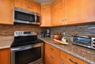 Napili Point C21 · NP C21 OceanFront 2BD Condo w AC Ocean Views - 5