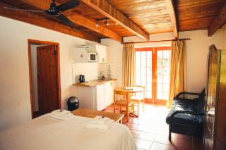 Wilgewandel Holiday Farm & Day Restaurant - Oudtshoorn - 3