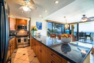 Papakea A301 · PK A301 BeachFront Corner Condo w Ocean Views Poo - 8