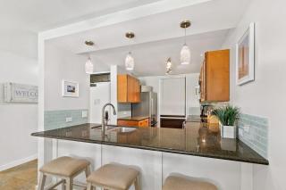 Kamaole Sands 1101 · KAS 1101 Updated Beachy Chic 2BD Across Bea - 3