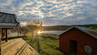 Renovated Cottage With Sea Views In Kjeldebotn - 0