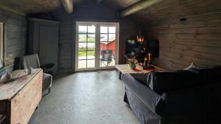 Renovated Cottage With Sea Views In Kjeldebotn - 5