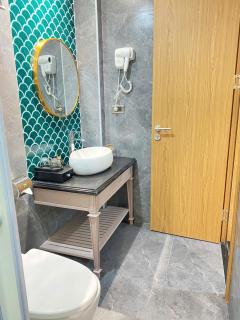 Dong Xuan Boutique Hotel - 8