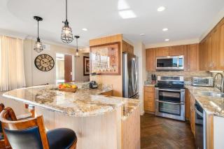 Royal Kahana 701 · RK 701 Spacious OceanFront 2BD w Pool AC - 8