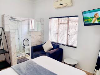 Genza Guesthouse in Pretoria - 4