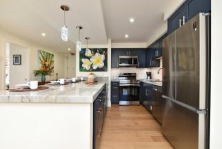 Royal Kahana 301 · RK 301 Remodeled OceanFront 2BD w Ocean Views - 4