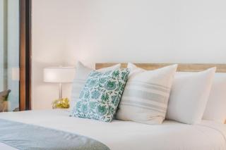 Mahana 1002 · MA 1002 Remodel OceanFront Studio - 6