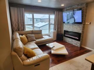 Modern Family Home with guest heat garage, Pet-Friendly!- NO BASEMENT - 3