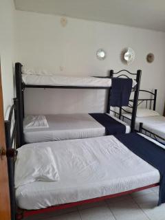 BBB Apartamento en Edificio Mixto - 2