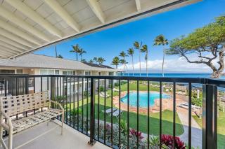 Napili Surf 207 · NSF 207 BeachFront Condo Napili Bay - 6