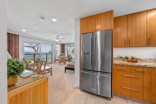 Napili Surf 207 · NSF 207 BeachFront Condo Napili Bay - 1