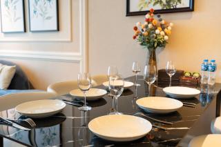 2BR 3BR Luxury Apartment Sky Pool - 7