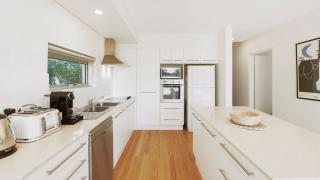 Ocean Breeze 2 - Peaceful Seaside Atmosphere - 5