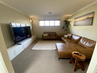 Dalyellup Family Holiday Home - 7