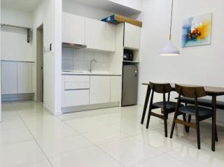 Chamber Queen Residents - 7