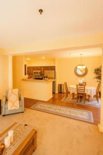 Cozy Condo for ND and Business stay - 9