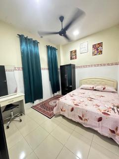 Homestay Bandar Sejahtera - 1