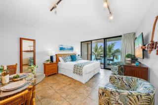 Mahana 302 · MA302 Spectacular BeachFront Studio w Pool AC - 6