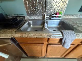 Charming 2-Bedroom 1 Bath Near Everything - 4
