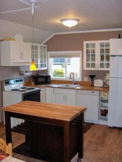 Bright Cottage Rental Ideal for Families on the Long Beach Peninsula, Washington - 1