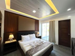 LDR Travellers Inn - 3