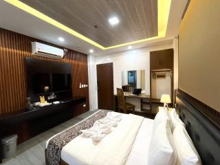 LDR Travellers Inn - 2