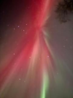 Luxury Aurora Retreat - 8