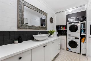 Elizabeth Gardens - 5 Min to Foreshore - 1