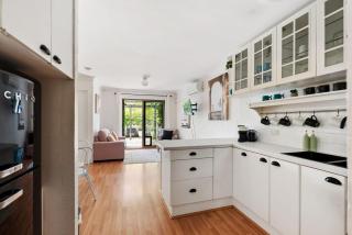 Elizabeth Gardens - 5 Min to Foreshore - 4