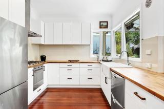 Serenity - A Short Walk To Beach - 4