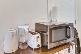 Luxury guest suite in Los Angeles - 8