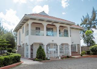 Stylish 3-BR Apt in Kitengela - 0