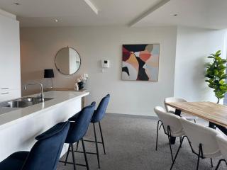 Exceptional View 3B 2B 2 Carparks in Southbank ! - 4