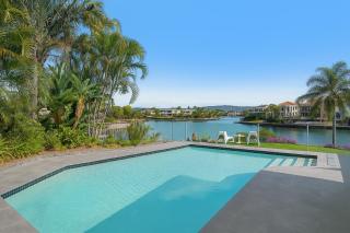 Montebello Court Mermaid Waters - 9