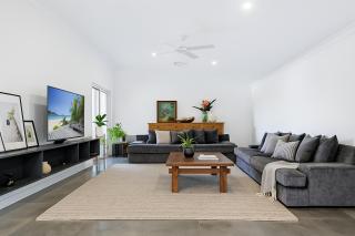 Montebello Court Mermaid Waters - 6