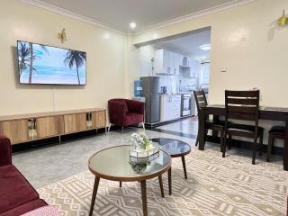 Naka Executive Balcony Apartment With Amazing Lake View, GYM - 6