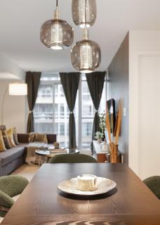 Lux King Suite, CN Tower, Sleeps 5 with Parking! - 3
