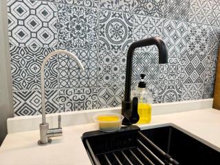 Modern Townhouse Getaway Jonker 16 min by walk - 5