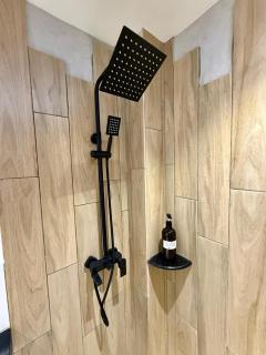 Modern Townhouse Getaway Jonker 16 min by walk - 1